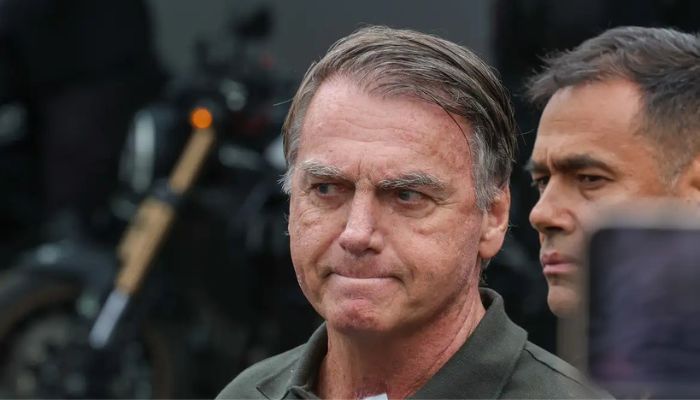  STM dá dez dias para Bolsonaro entregar defesa contra perda de patente 